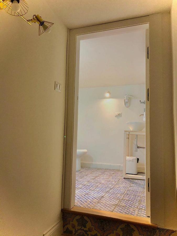 Alcapri Suite Napoli Centro Exterior photo